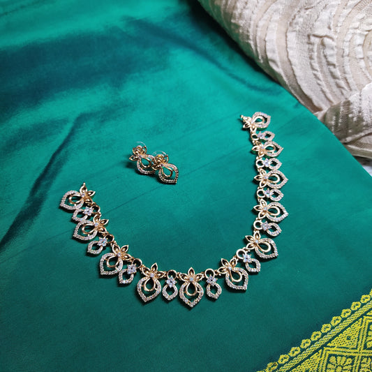 Nature Inspired Exquisite Necklace