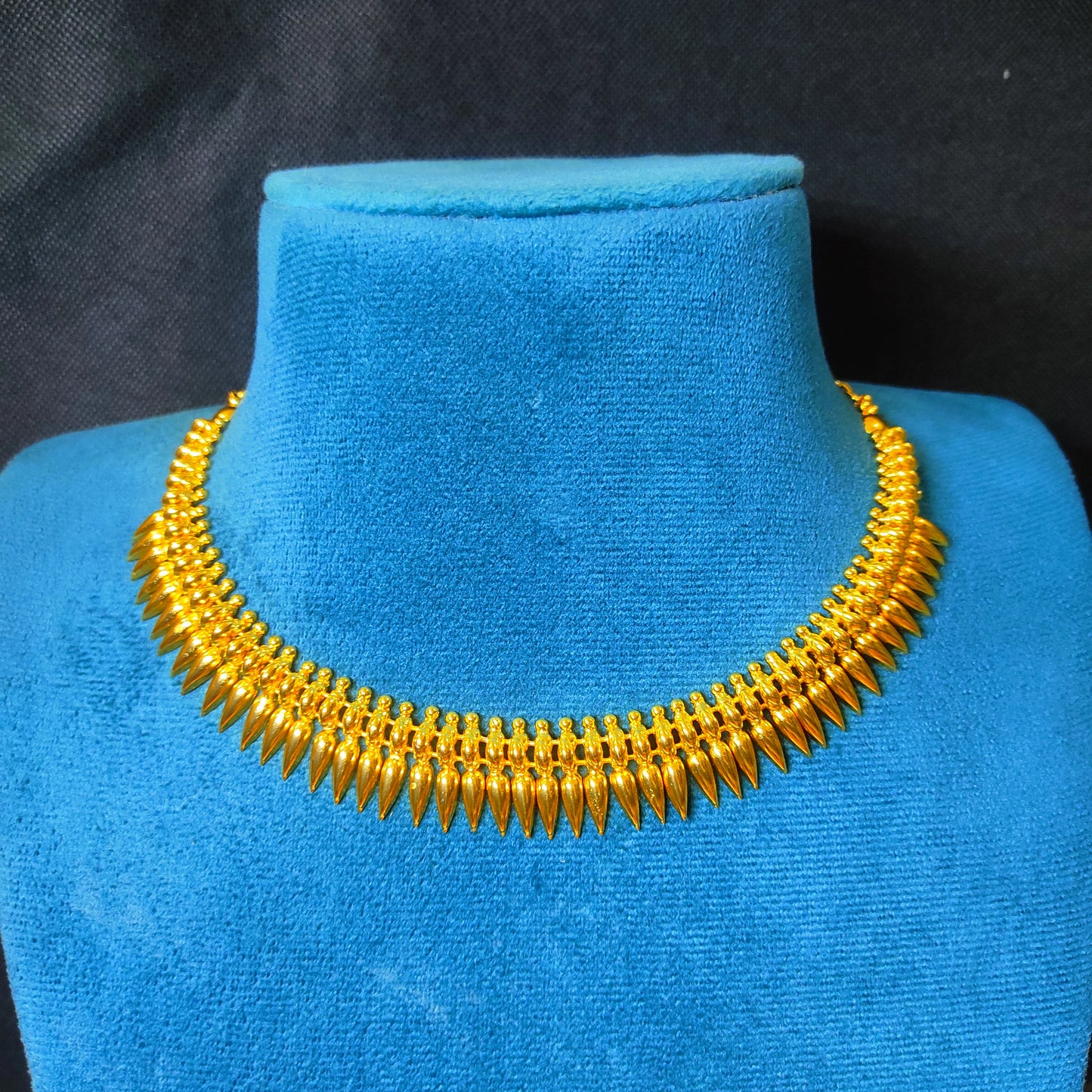 Small Mulla Mottu Necklace