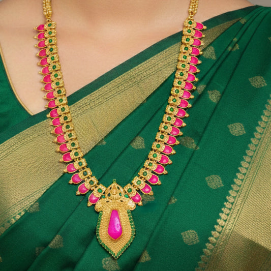 Closeup shot of Palakka haram with pendant in pink enamel along with matching earrings