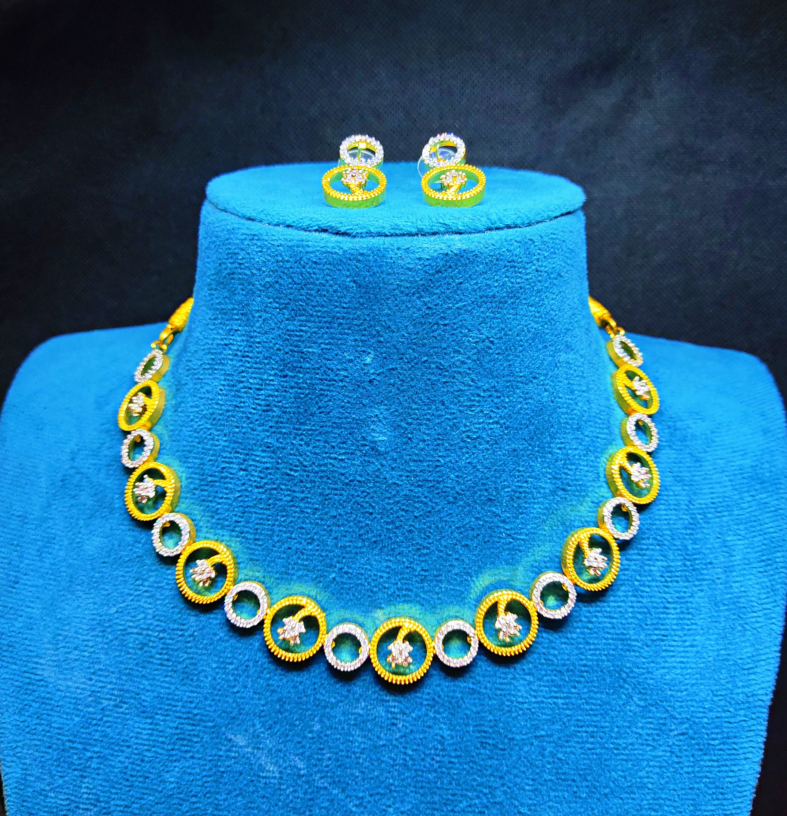Floral Circle Choker with Earrings
